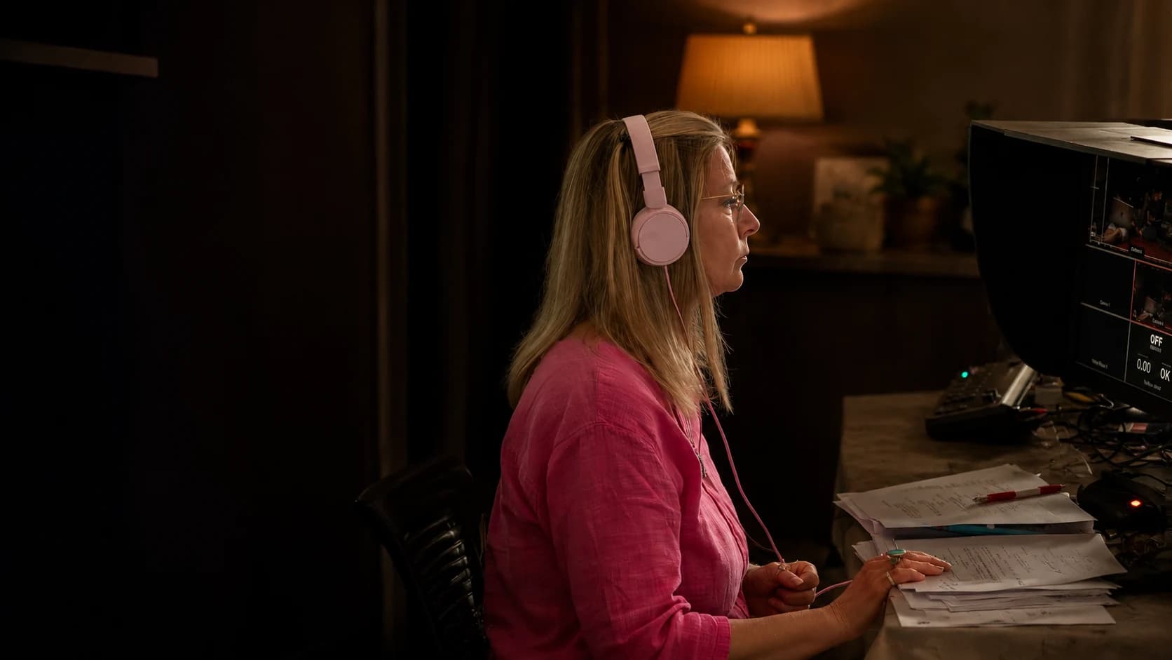 Beka Volf on set, working at a monitor